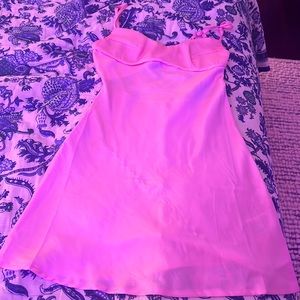 Only worn once, no stains, a bit of wrinkles, not too bad, mini dress.